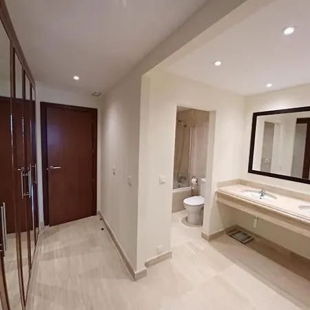 Apartamento En - Urbanizacion Privada Estepona